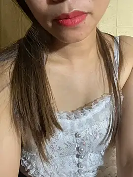 IORio_006 Adlı Modelin Canlı XXX Sohbeti