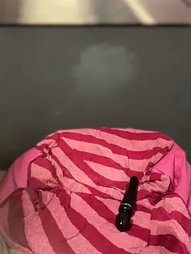 SEXaddictCANDY10 Adlı Modelin Canlı XXX Sohbeti