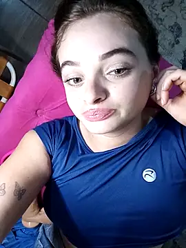 Emmacut webkamerás műsora