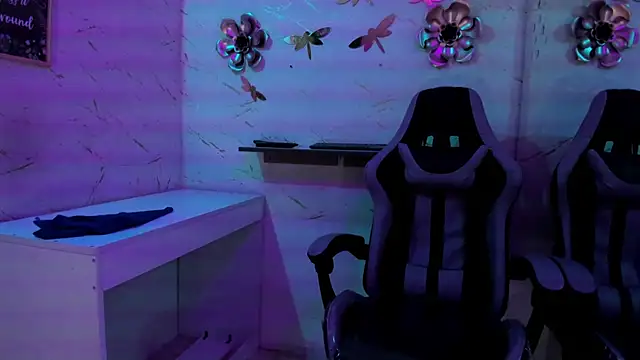 Natasha-Adams: απευθείας συνομιλία ΧΧΧ