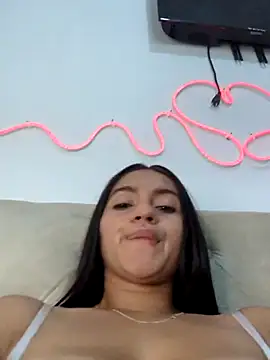 DulceCaroX: онлайн-секс-чат