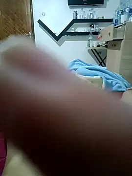 --hot-boy-- Adlı Modelin Canlı XXX Sohbeti