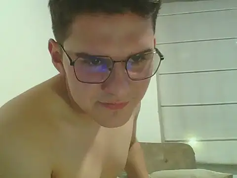 Вебкам-шоу Cesrcolombiano