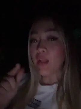 Danielavegax élő XXX-chatje