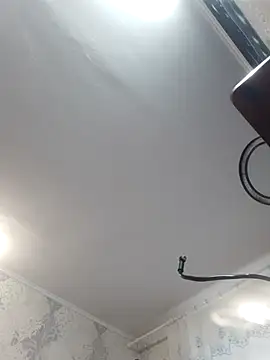 Show modela JhonSHelBy7LuNa na web-kameri