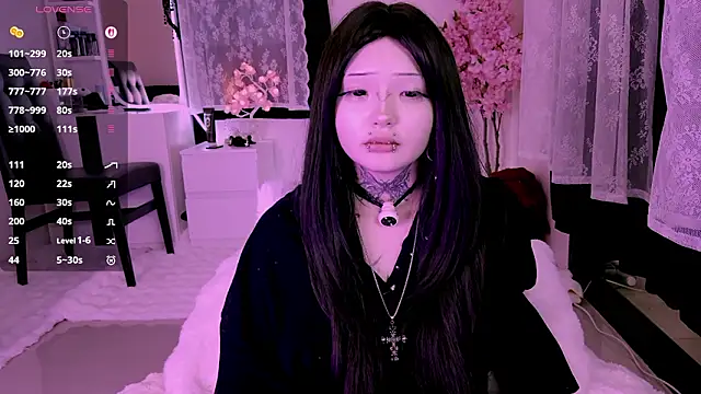 Lein_Bone Adlı Modelin Canlı XXX Sohbeti