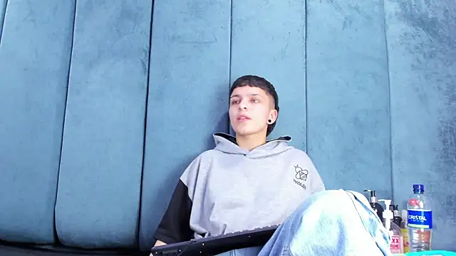 Megan_Thompson_: онлайн-секс-чат