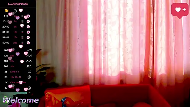 LilllyMoon's Live XXX Chat