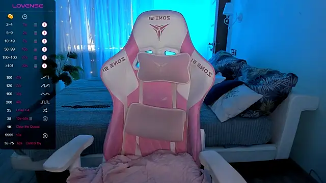 XXX chat uživo modela AnyaTaylor_