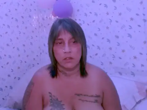 Živý XXX chat indianroxy