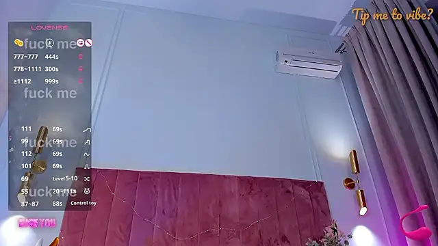 Mayzzie's Webcam Show