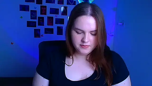 Kitty_Mia_Kitty Adlı Modelin Canlı XXX Sohbeti