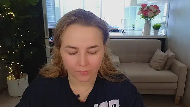 Mira_Mermayd Chat XXX in diretta