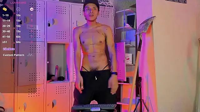 Chat XXX en directo de Alejandroo_Montenegro