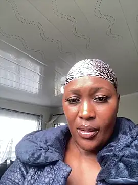 Cardiebae89 Chat XXX in diretta