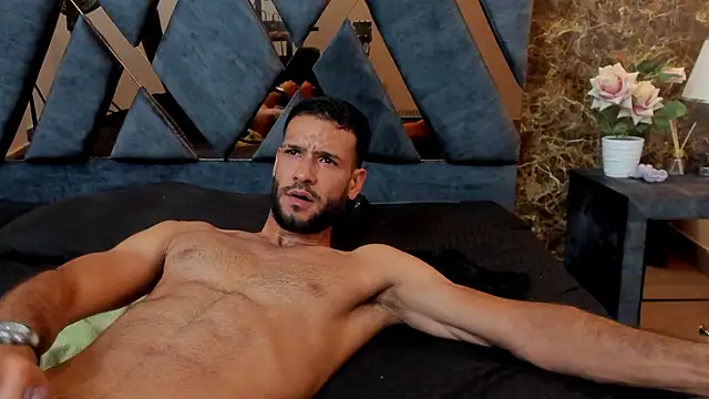 Jacob_Benelli 即時 XXX 聊天