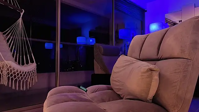 Živý XXX chat mandi4pole_