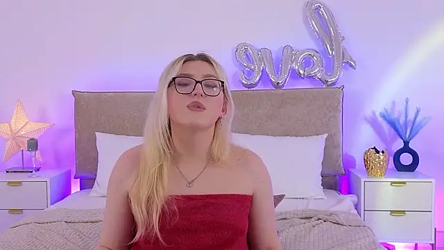 Czat XXX na żywo – Jules_night