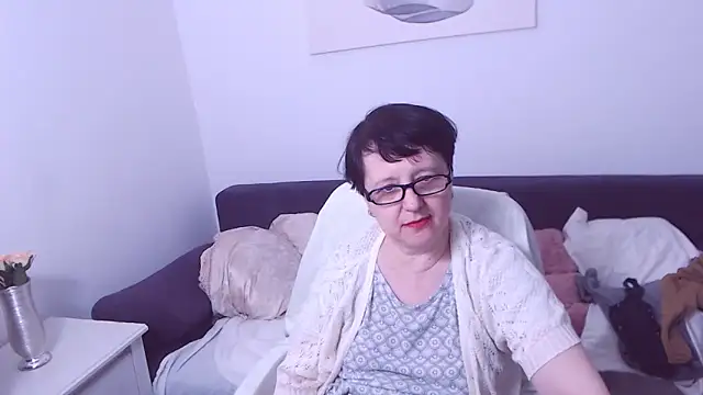 ChristaRose: онлайн-секс-чат