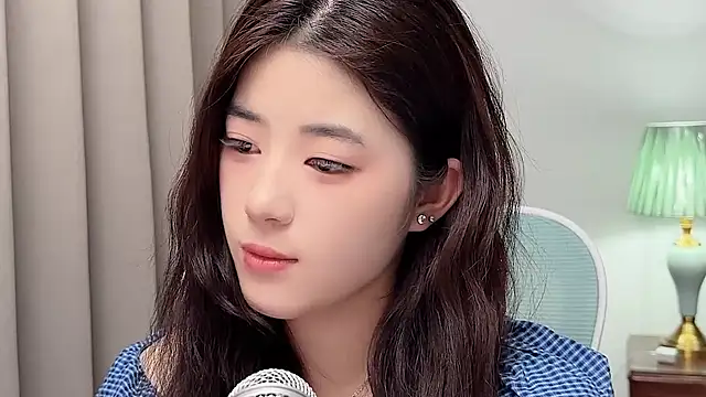 Nicole20266 Pertunjukan Webcam