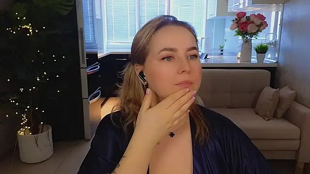 Mira_Mermayd's Live XXX Chat