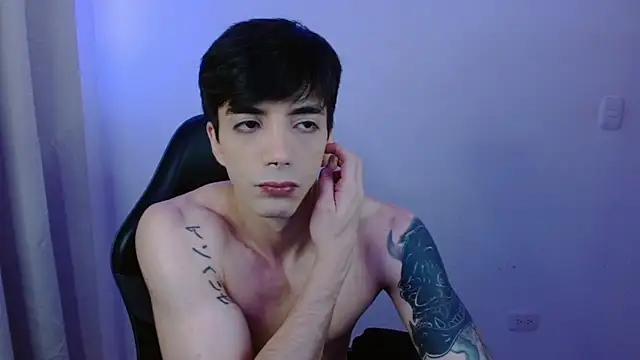 Chat XXX ao vivo de H3ll_B0I