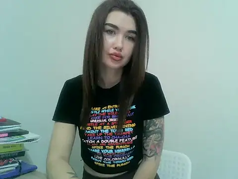 Kirelya live XXX chat