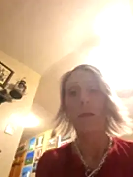 Chat +18 de BeautifulMeFire23 ao vivo