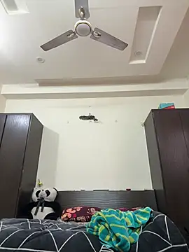 raavigirl: απευθείας συνομιλία ΧΧΧ