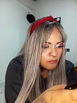 RubyCastellanos_XXXX's Live XXX Chat