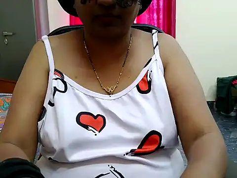 دردشة Ammu_urFantasy الجنسية المباشرة