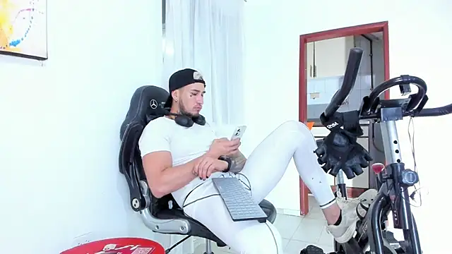 AndresXm_ webkamerás műsora