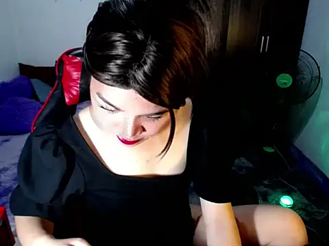 sofiathe1st: онлайн-секс-чат