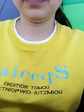 Chat XXX en directo de LiilyZi