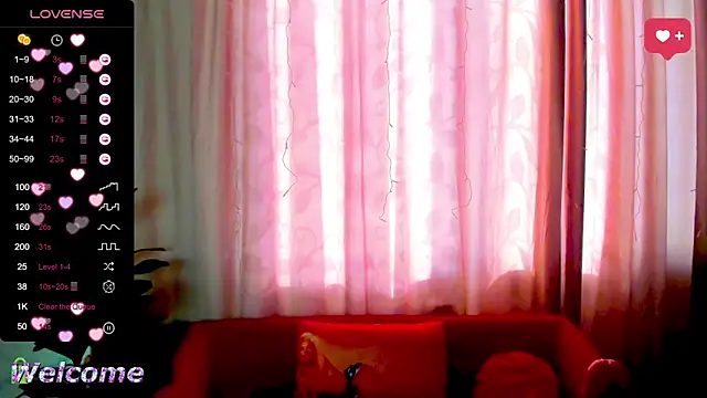 LilllyMoon Chat XXX in diretta