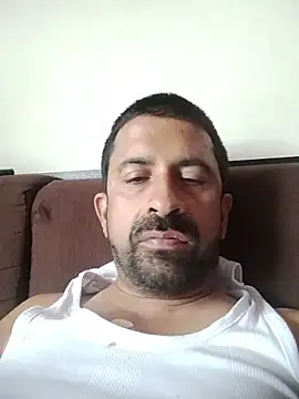 XxX_KING30 Adlı Modelin Canlı XXX Sohbeti