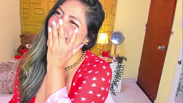 Julia_Haye Live XXX-Chat