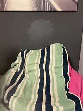 Chat +18 de SEXaddictCANDY10 ao vivo