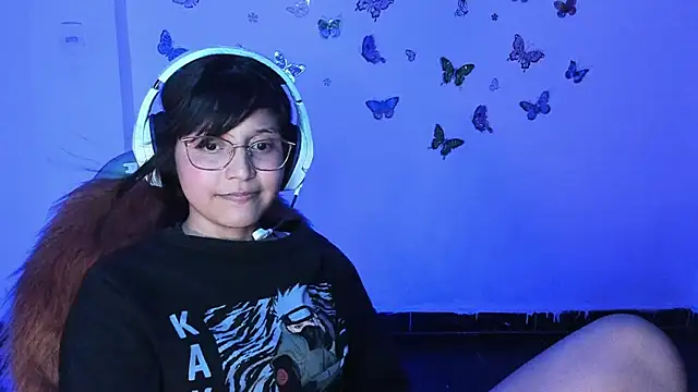 Chat +18 de Little_Lisy ao vivo