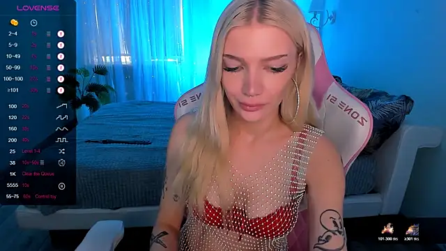 AnyaTaylor_: απευθείας συνομιλία ΧΧΧ