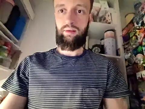 Show modela Donowan86 na web-kameri