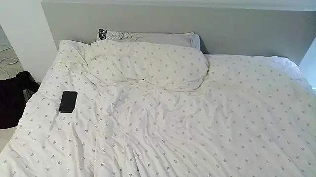 poyo2502 Show Webcam