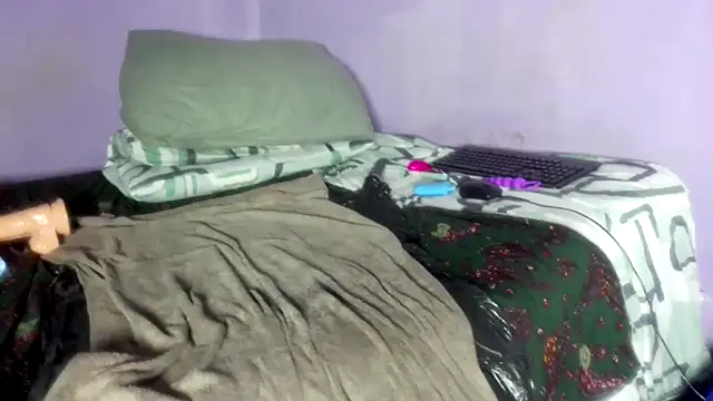 wilmaassylum's Live XXX Chat