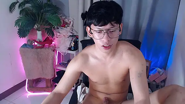 pinkcock_froi2305 网络视讯表演