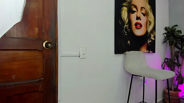 Raphael_Nyon Chat XXX in diretta