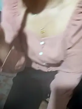 Bee_babie 在線直播表演