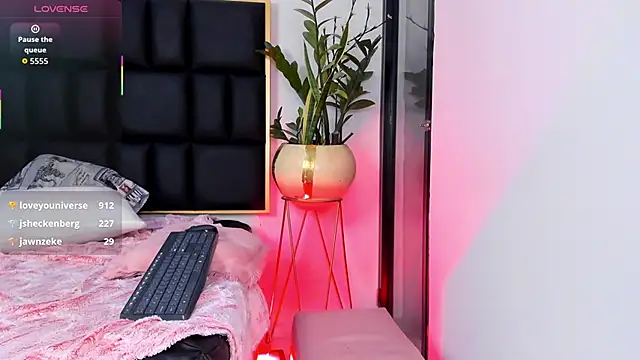 Emma_collins01のライブXXXチャット