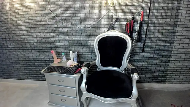 Živý XXX chat hillary_bigbutt