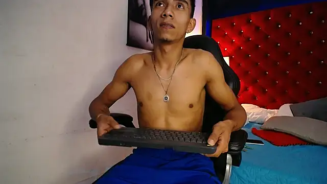 DominusBlack webcam show