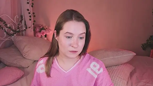 saint_trisha 现场XXX聊天